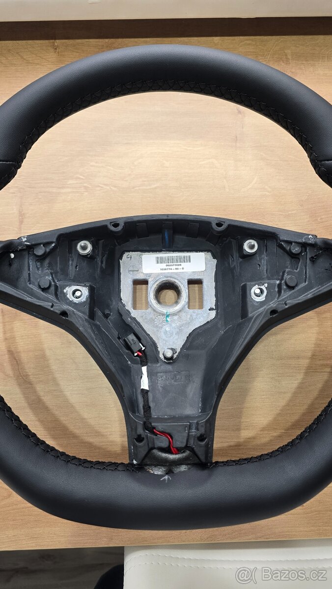 Volant Tesla model S Tesla model X s vyhrevom - 3