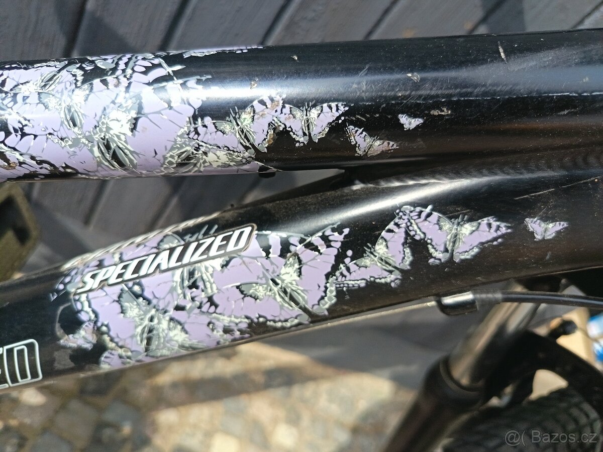 Dětské kolo SPECIALIZED - 3