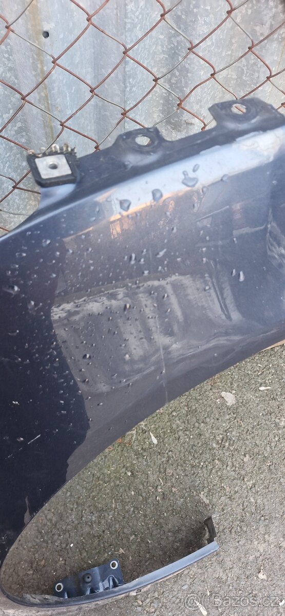 Pravy predni blatnik audi A8 4E D3 - 3