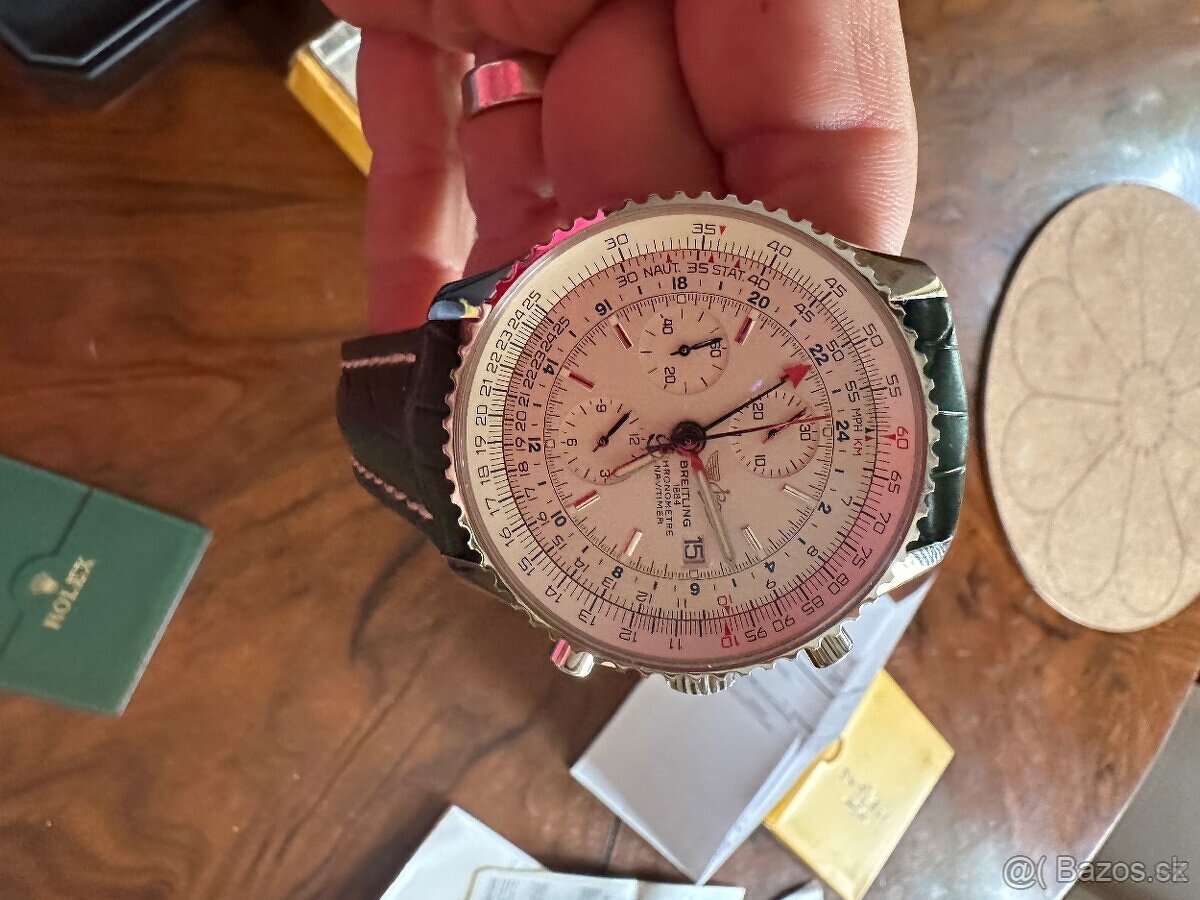 Breitling Navitimer World - 3