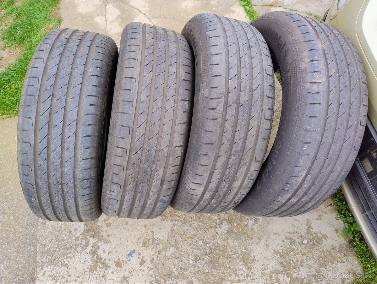 Continental 215/60R17 - 3