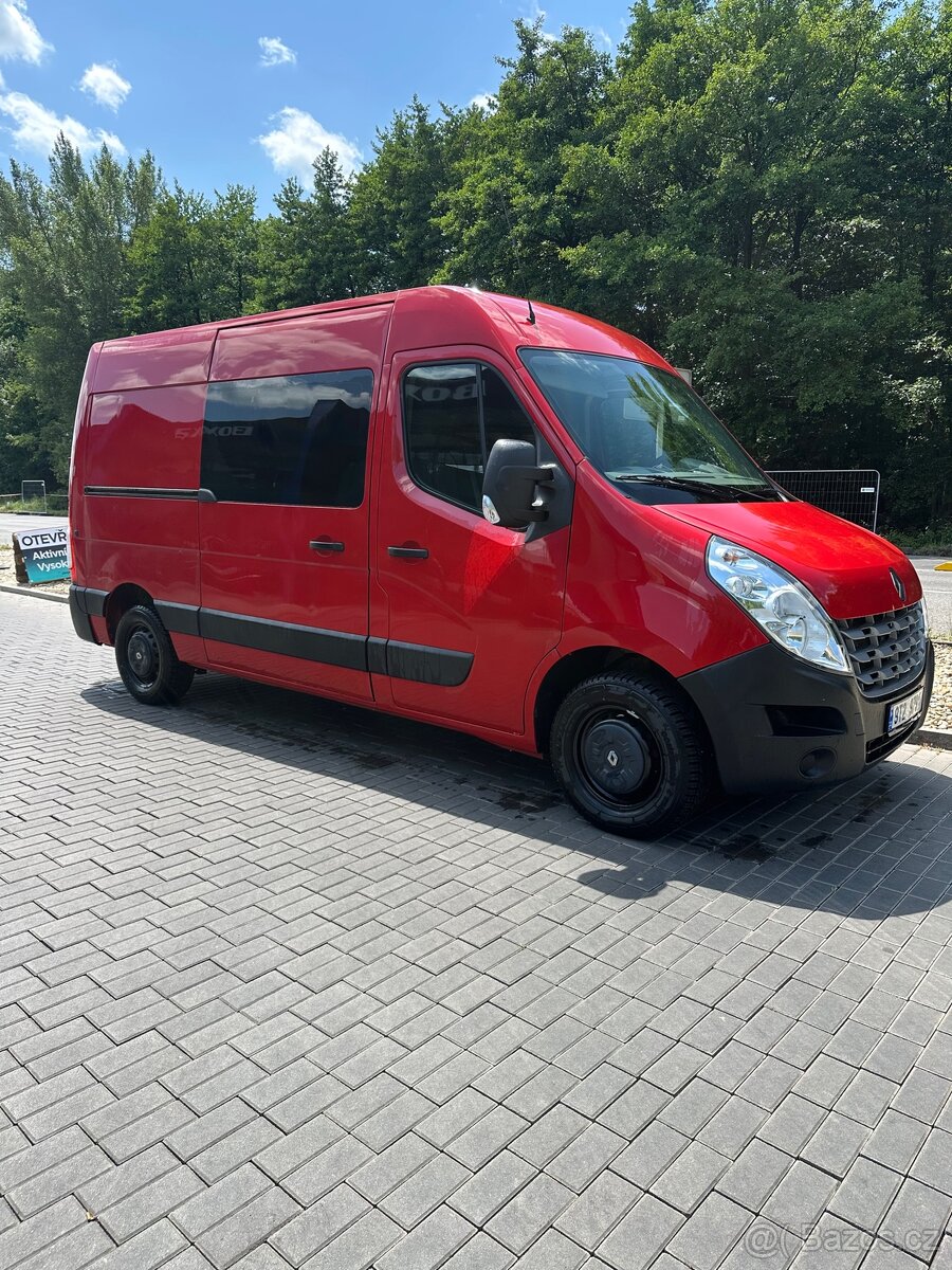 Renault Master 7 míst