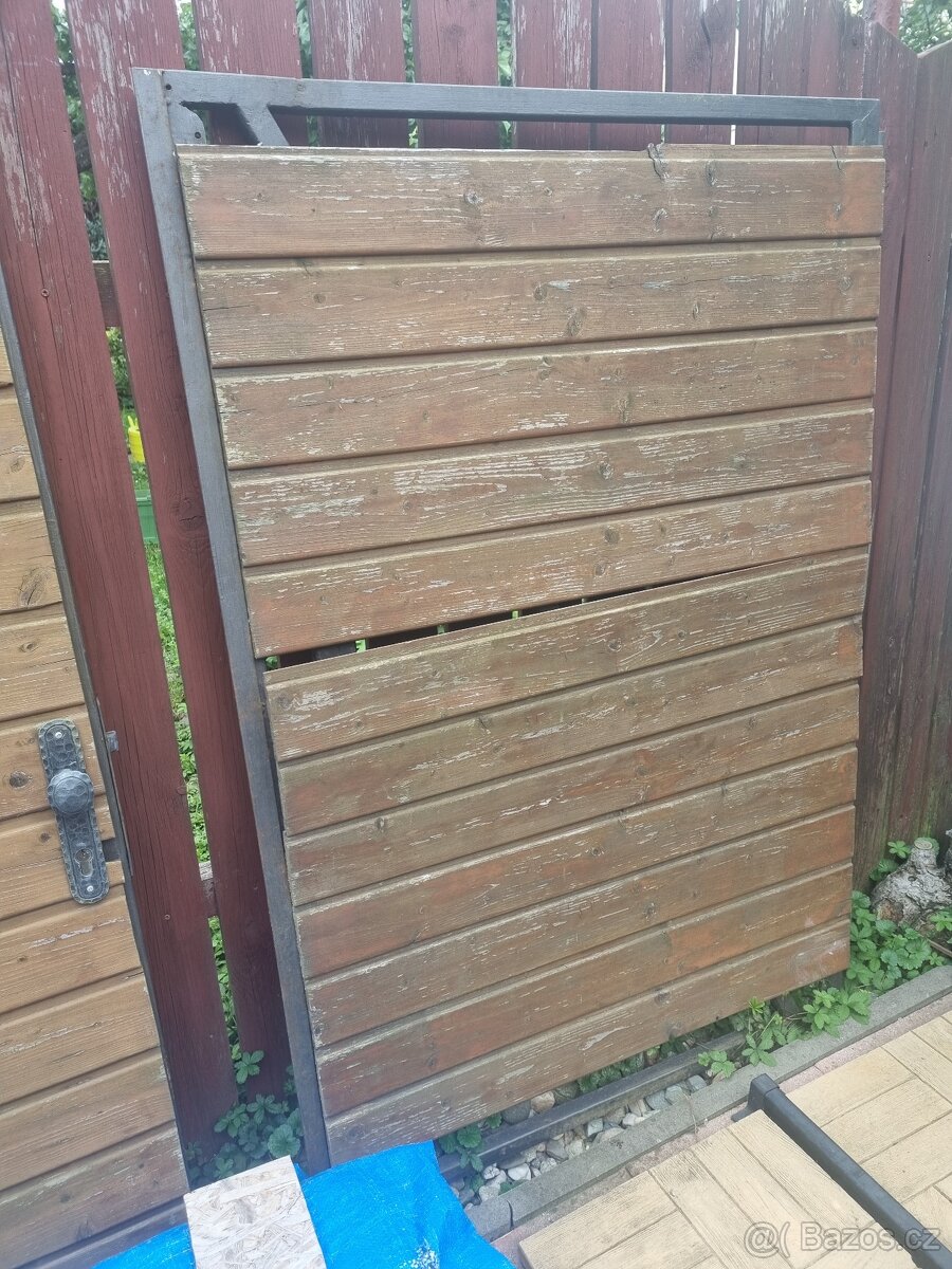 Prodám dvoukřídlou zahradní branku - 3
