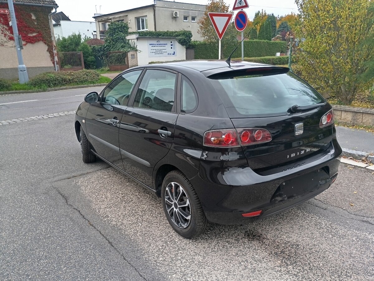 Seat Ibiza 1.2 rok výroby 2008 - 3