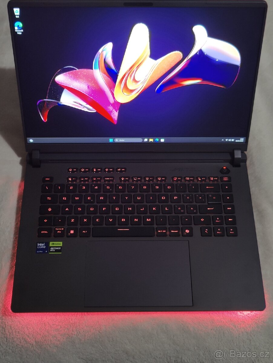 Herní notebook Asus Rog Strix - 3