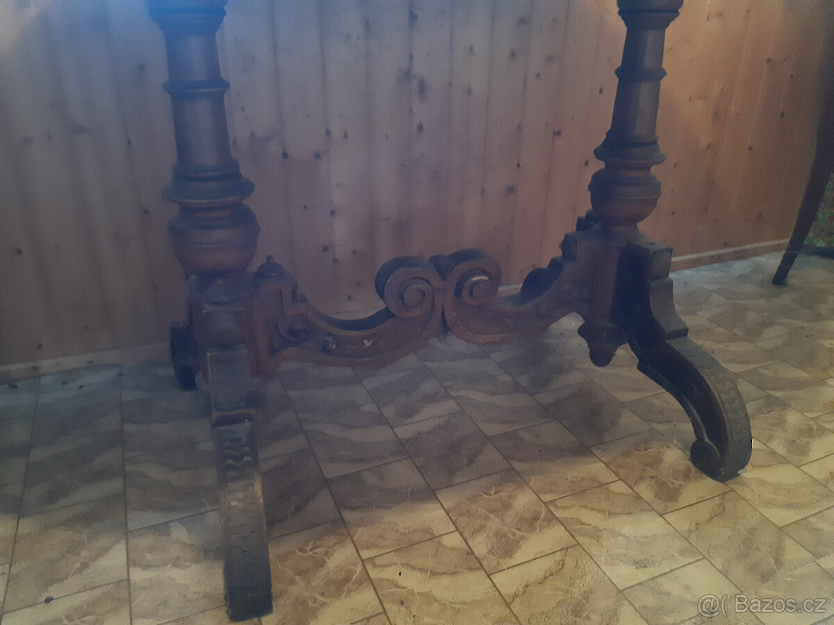 Starožitný stůl - 3