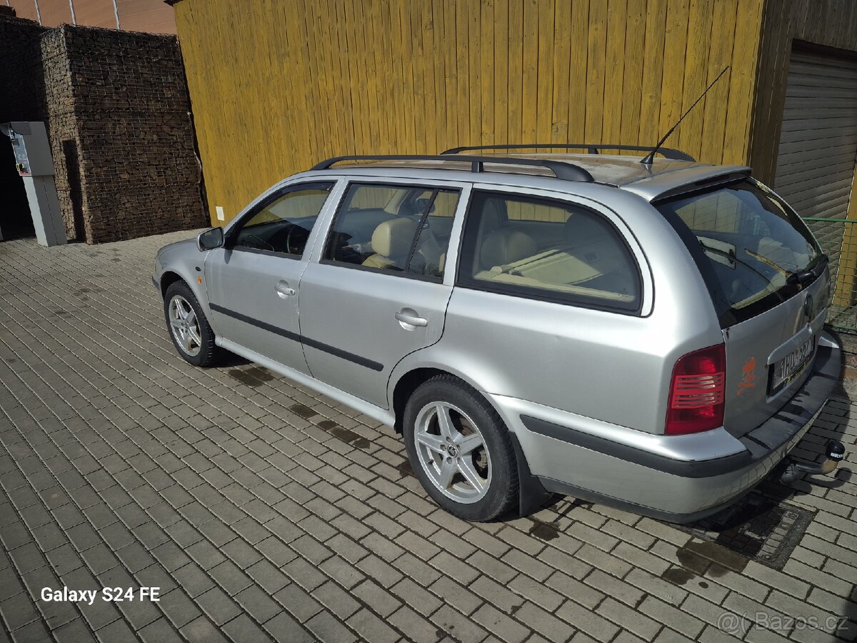 Octavia 1.8t lpg - 3