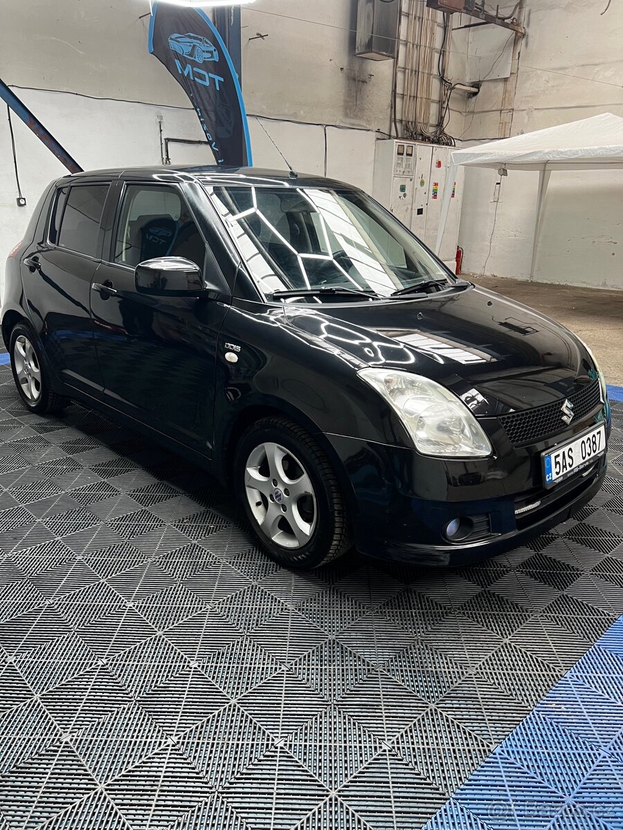 Suzuki Swift - 3