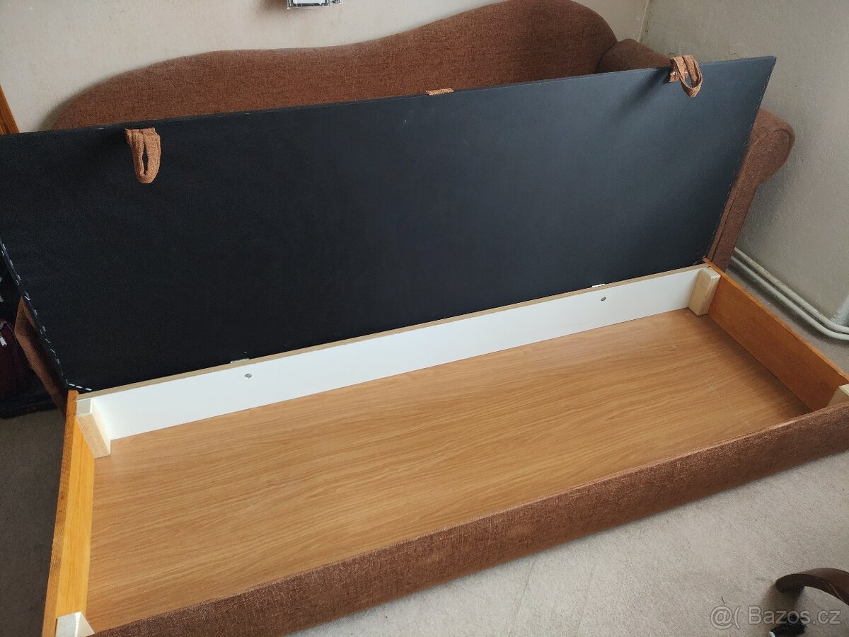 Rozkládací pohovka - 3