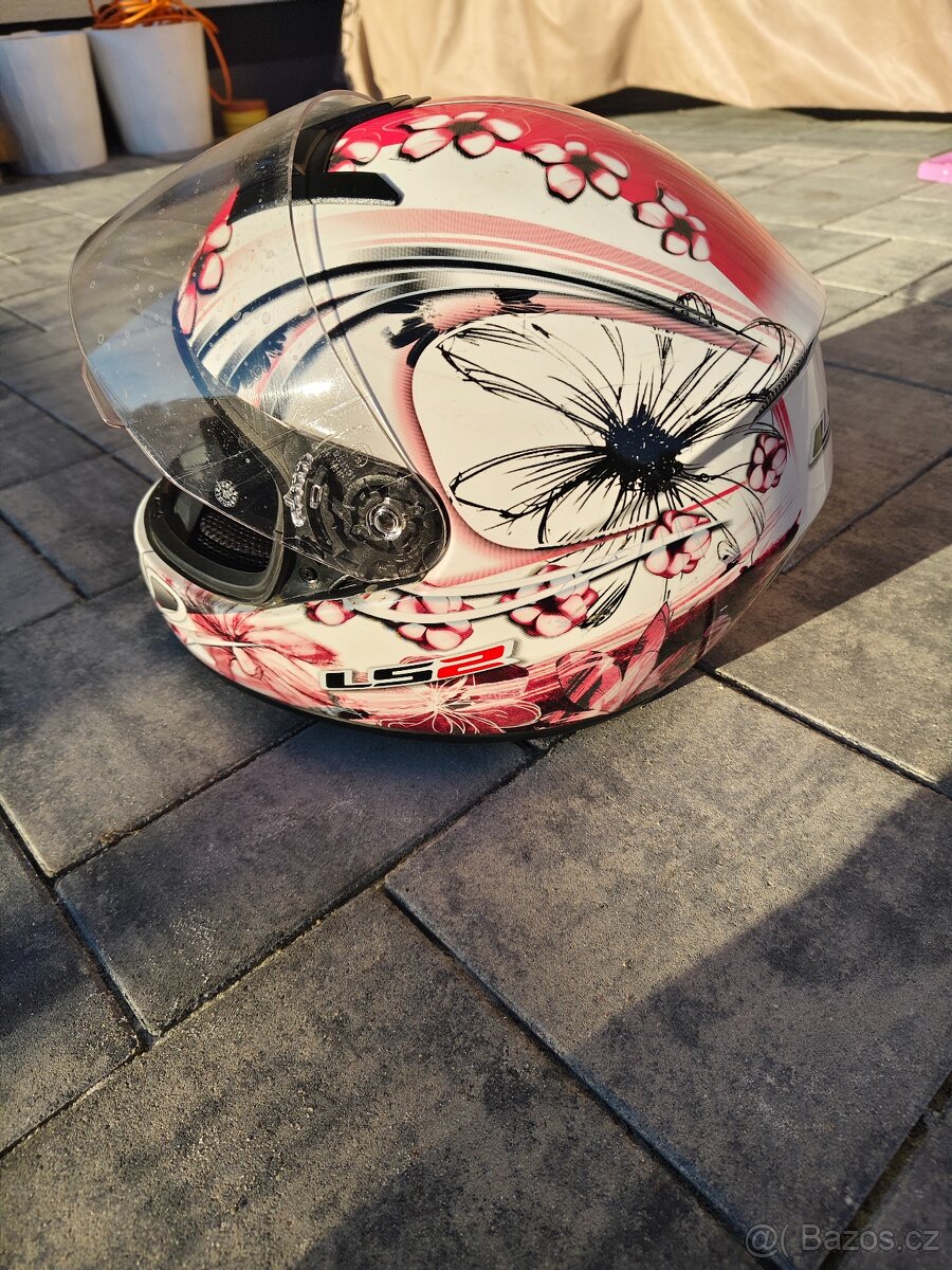 dámská helma na moto - 3