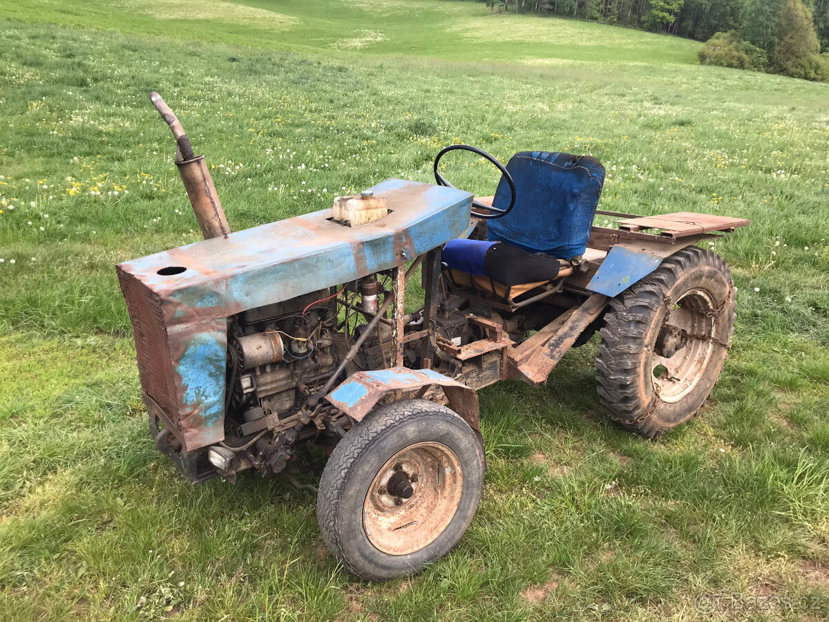 Vesnický traktor - 3