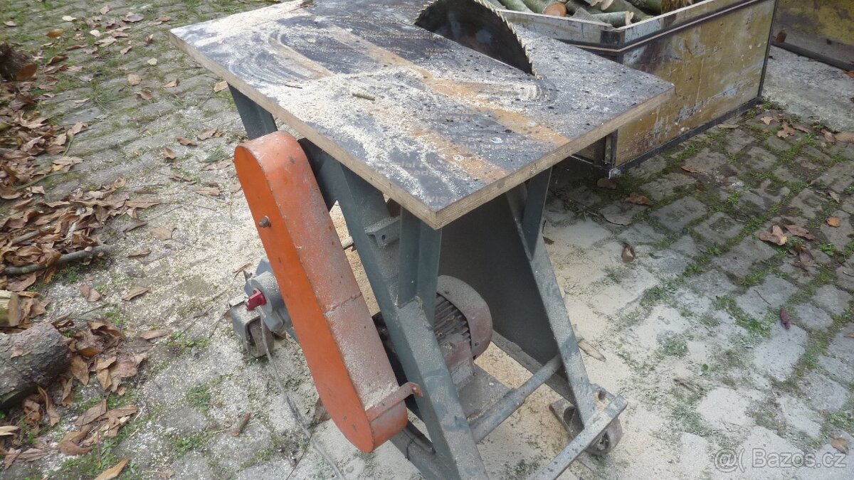 Cirkulárka- pila na dřevo - 3