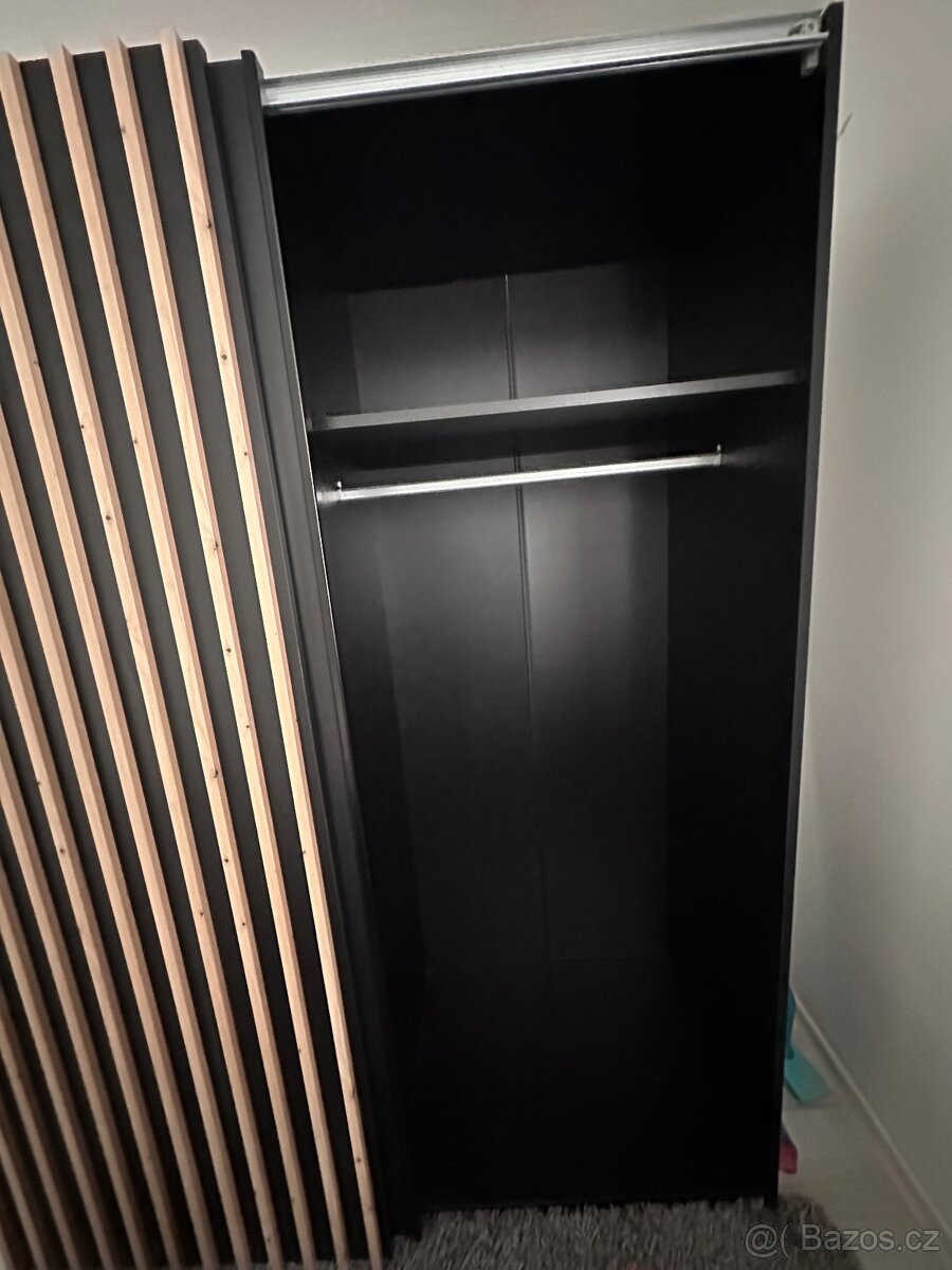 Zrcadlová skříň - 3