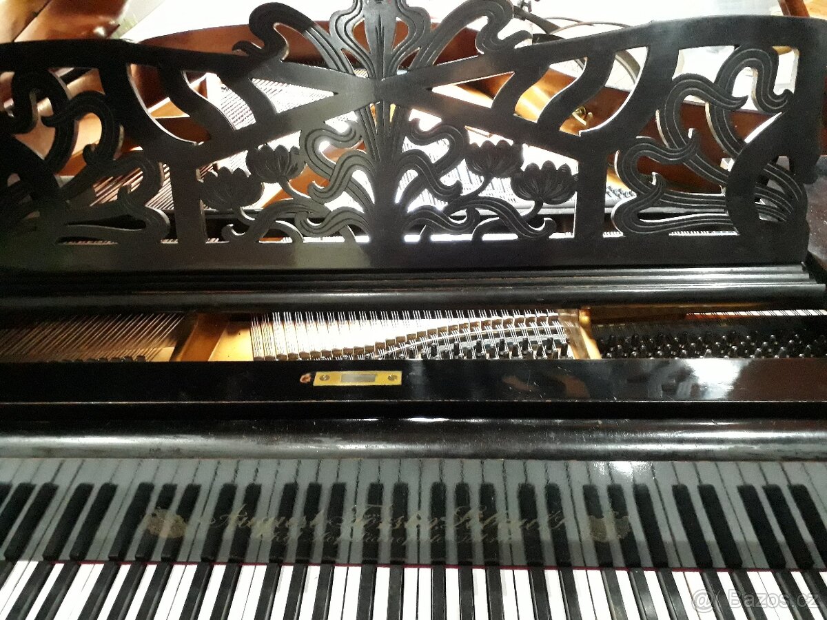 Piano August Förster - 3