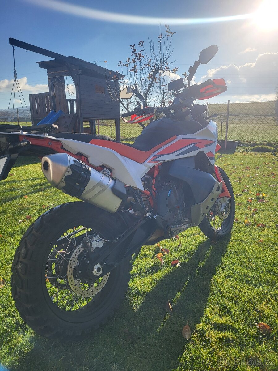 KTM 890 ADVENTURE R - 3