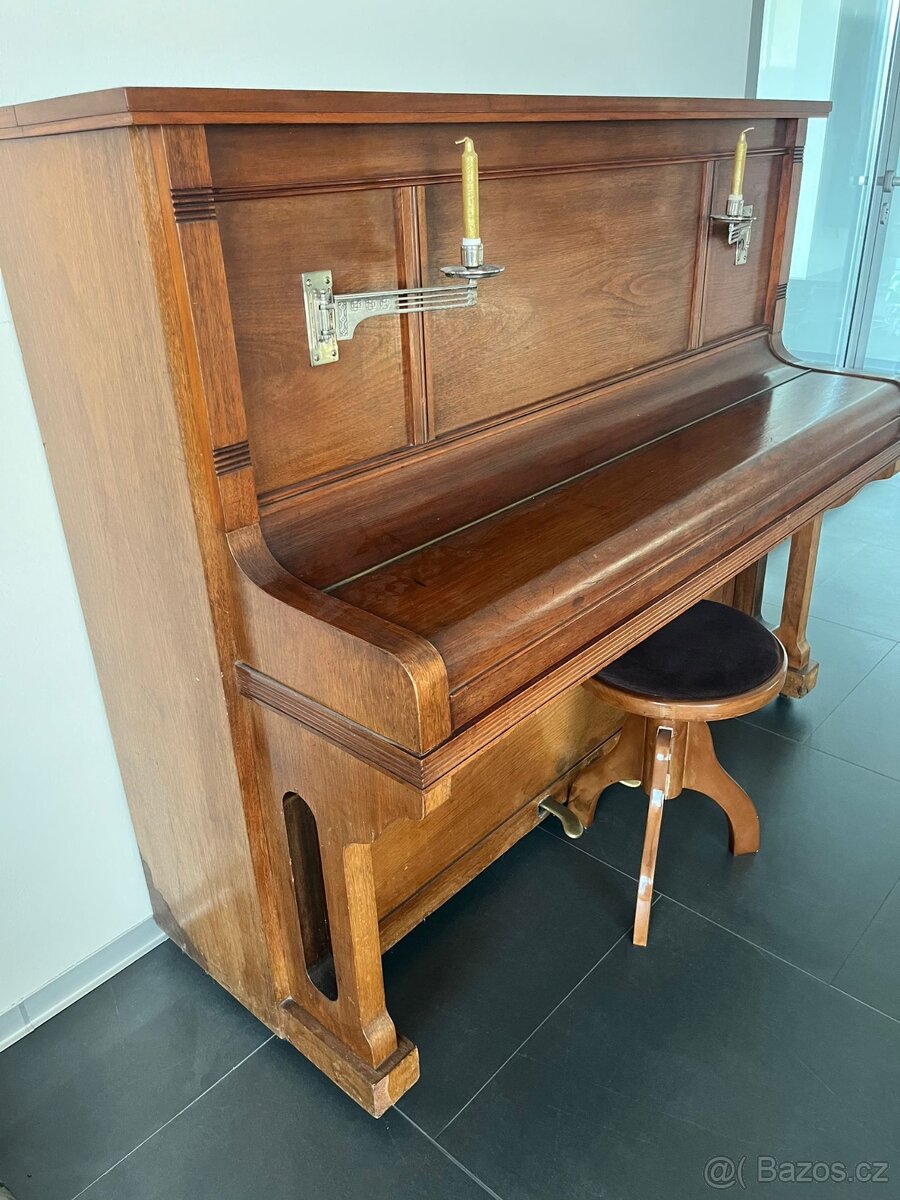 Historické piano August Förster - 3