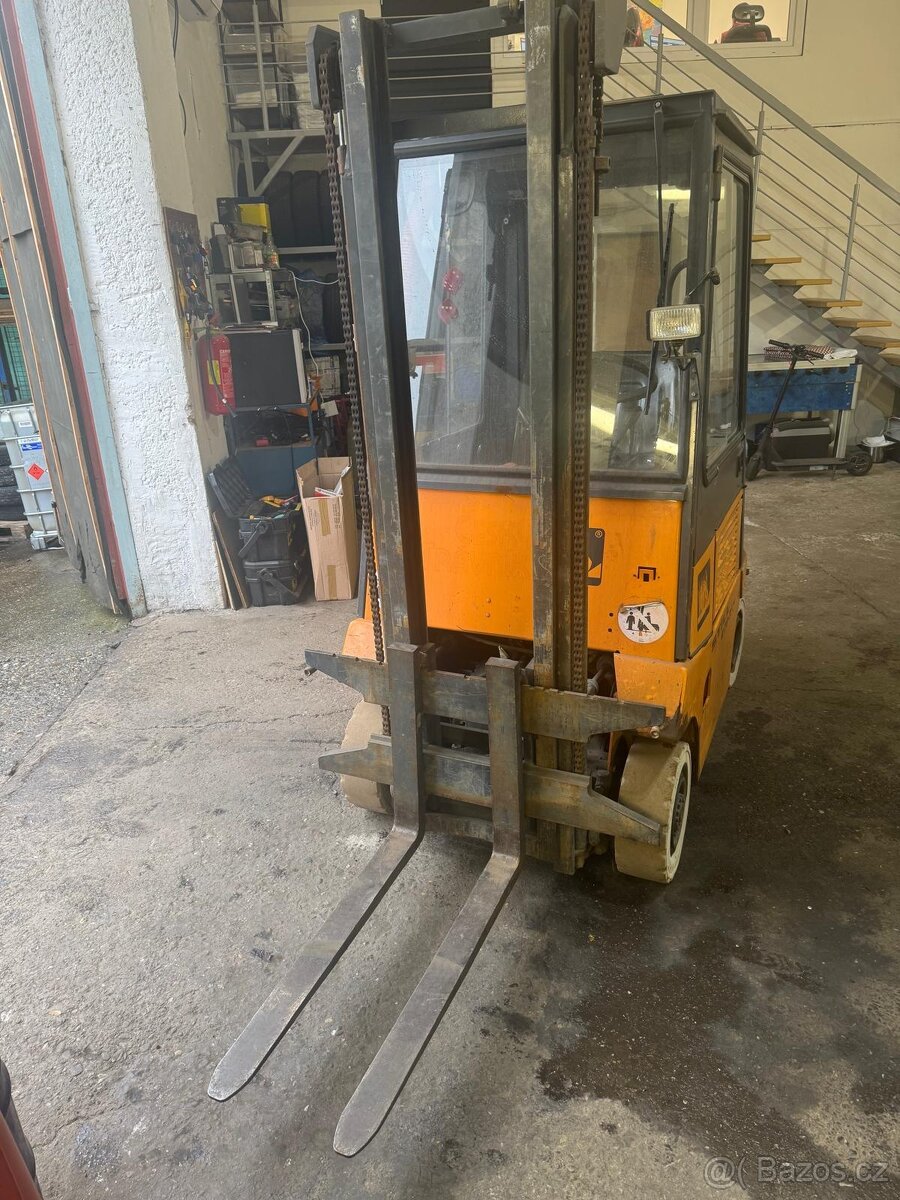 Vysokozdvižný vozík Still - porucha - 3