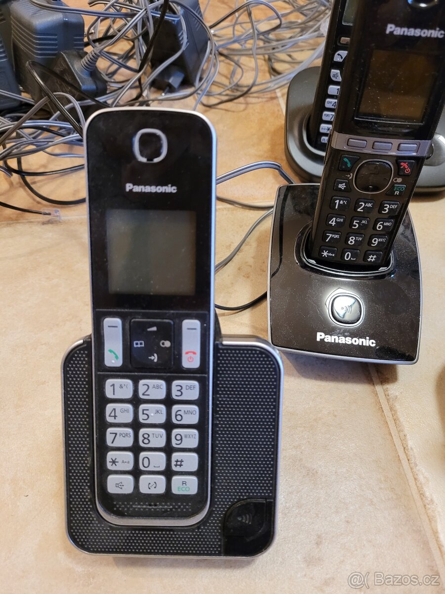 Domácí / stolní telefon – 7 kusů - 3