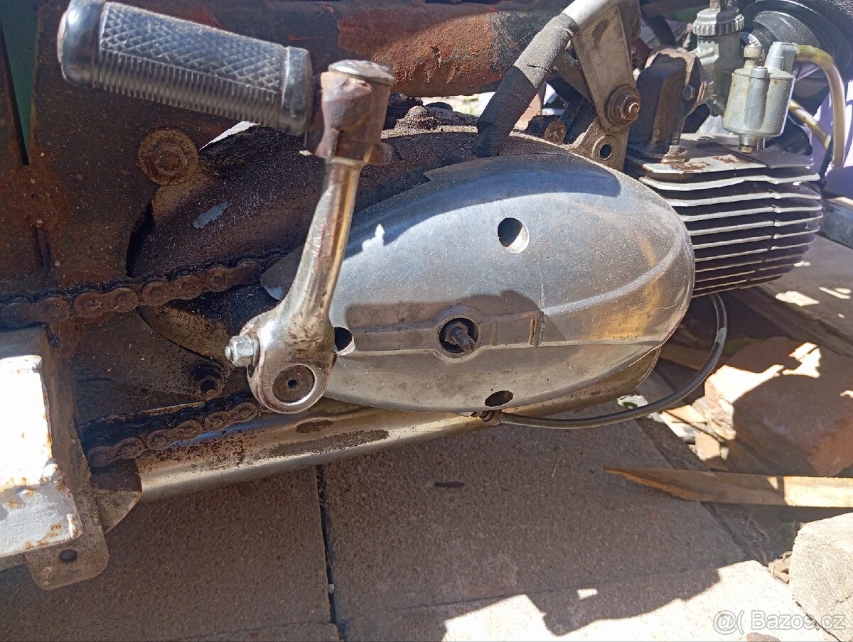 Motokára - 3