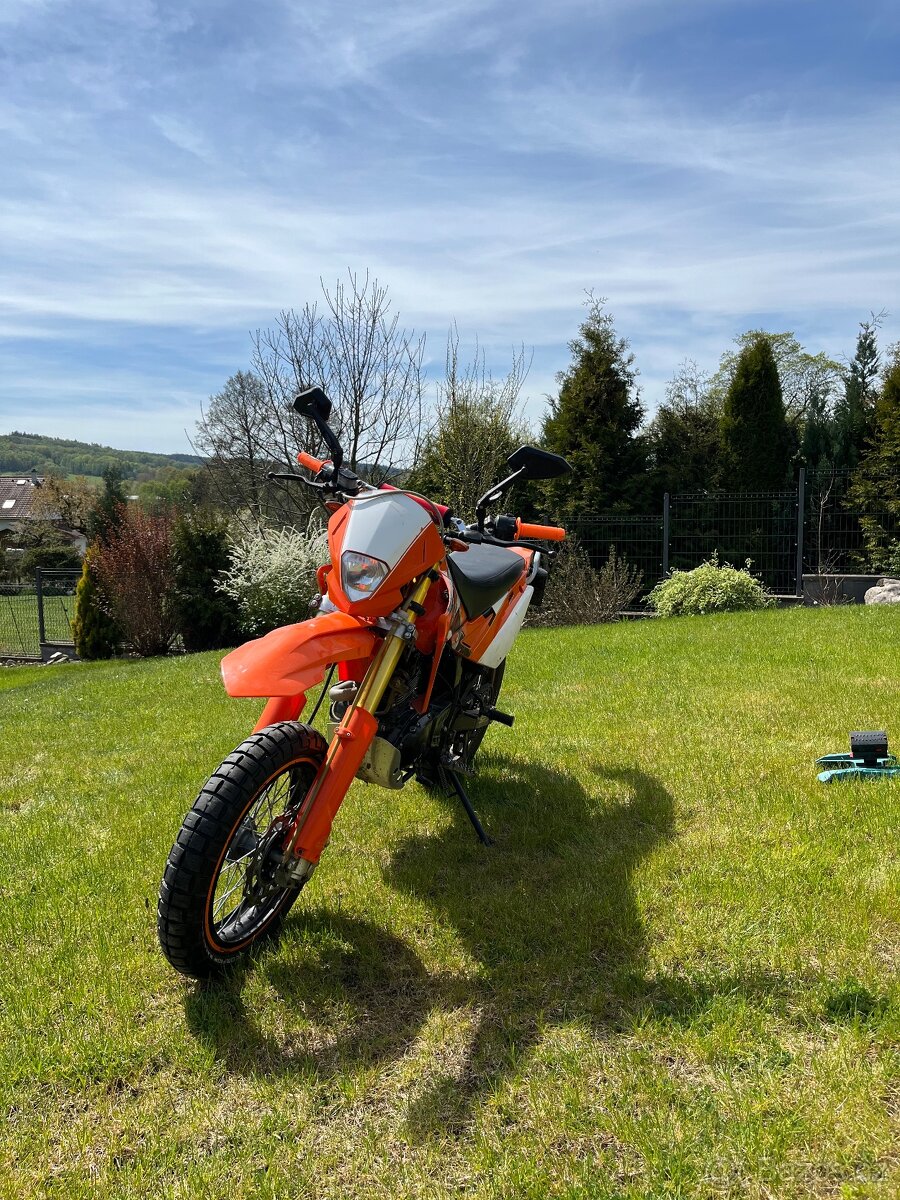 Yuki 125sm - 3