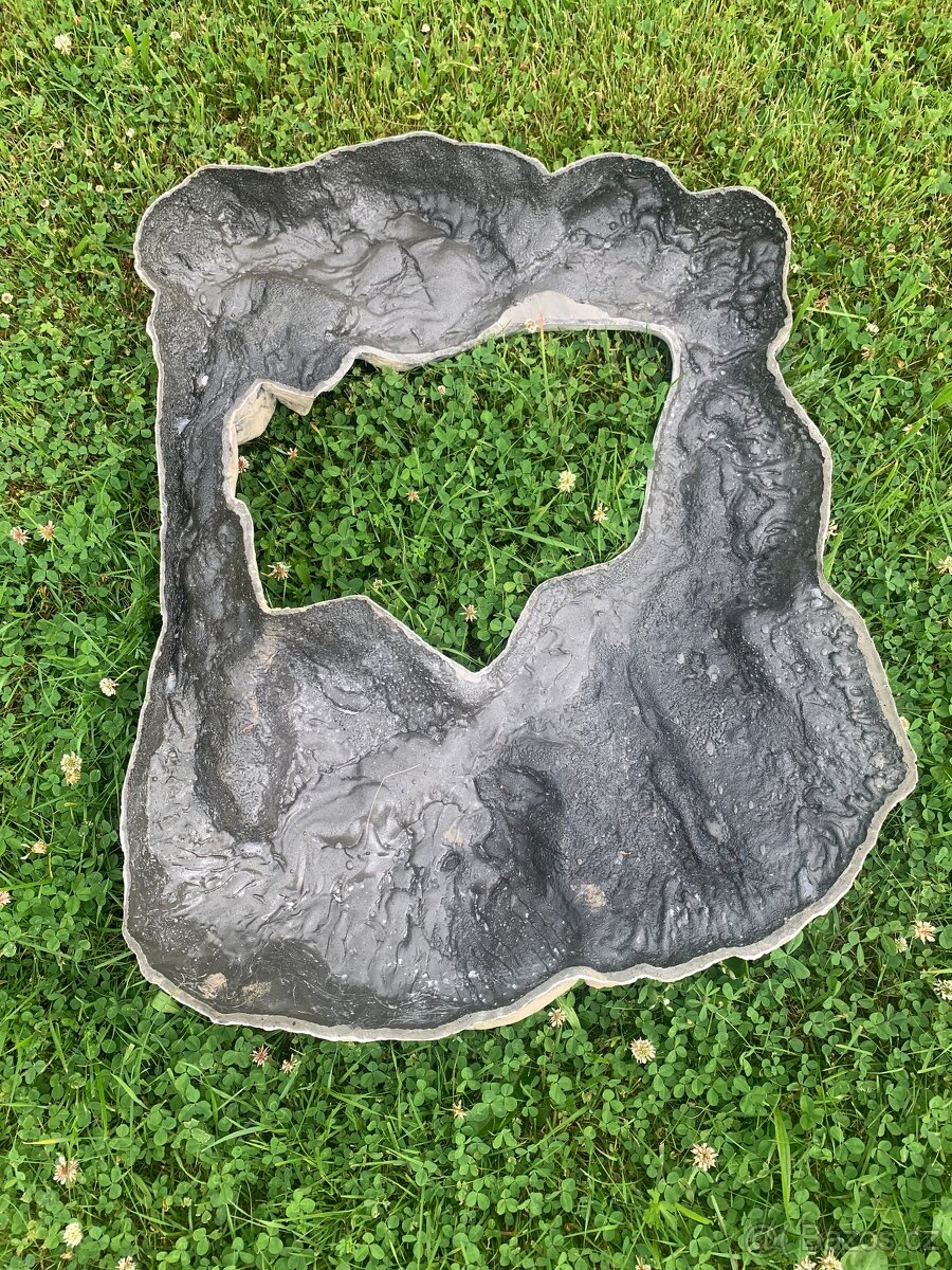 Umělý potok 80x60cm s otvorem - 3