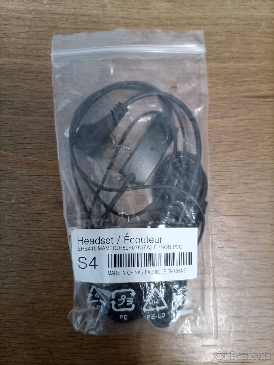 Sluchátka S4 micro USB model EHS49UMAME - 3