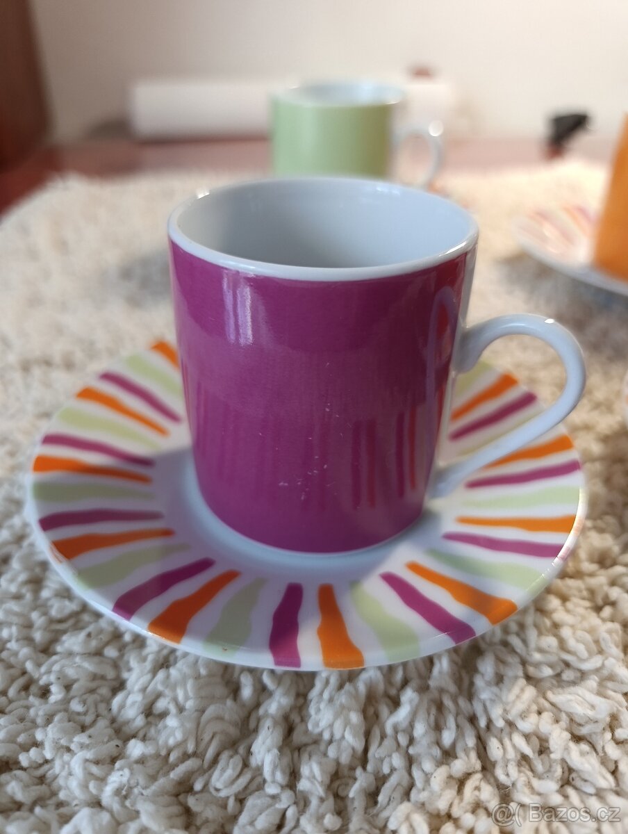 ŠÁLKY S PODŠÁLKY NA ESPRESSO - 3