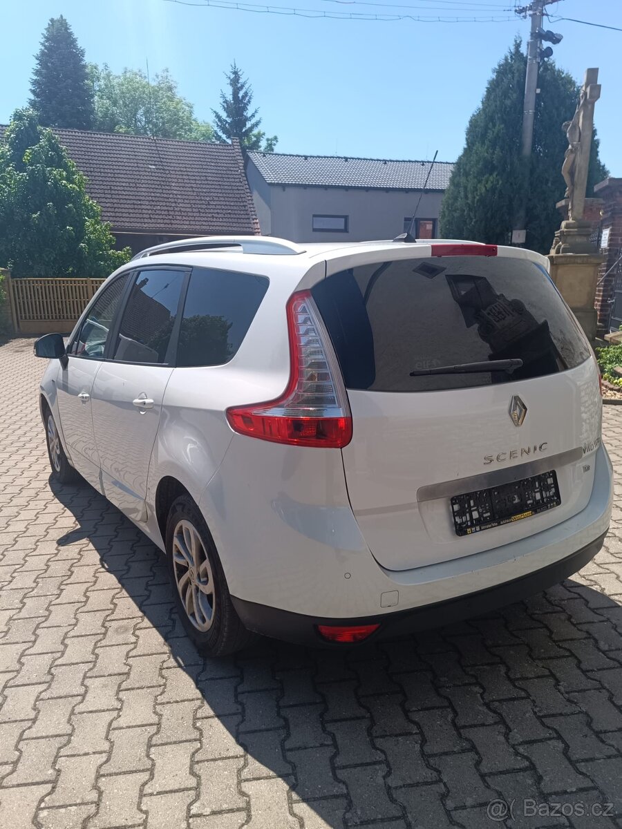 RENAULT GRAND SCENIC - 3