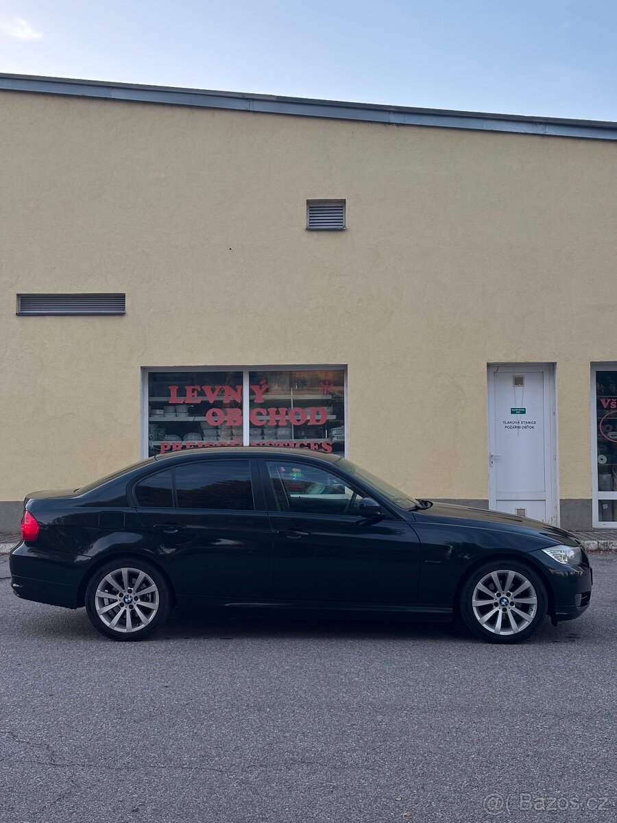 E 90 318I - 3