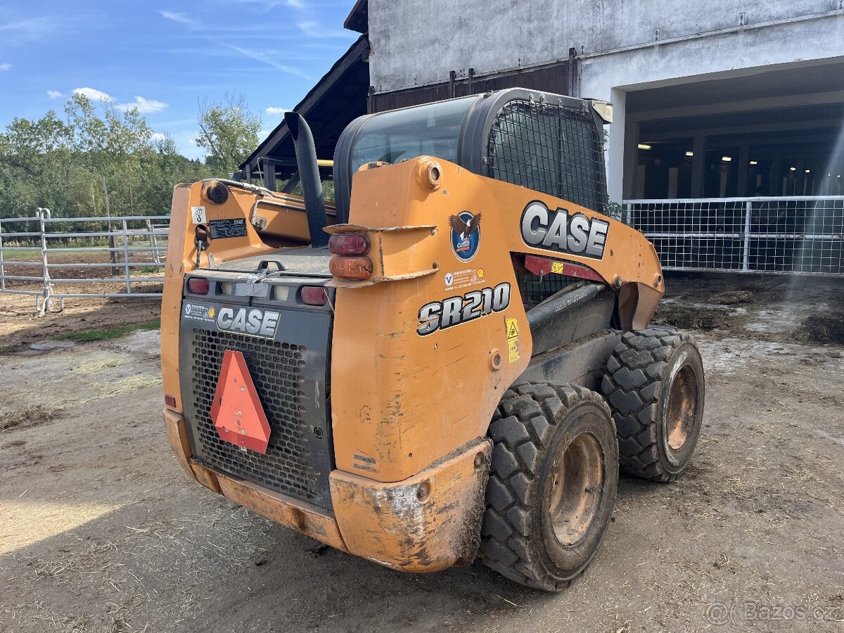 Case SR 210 - 3
