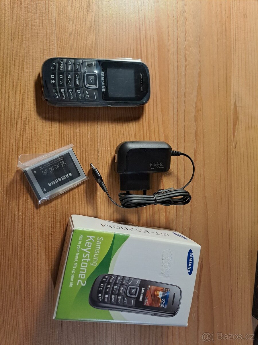 Samsung GT-E1200M - 3