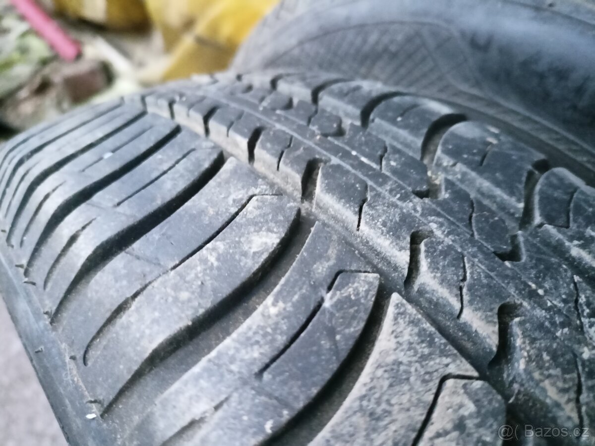Pneu 165/65 R13 s disky - 3