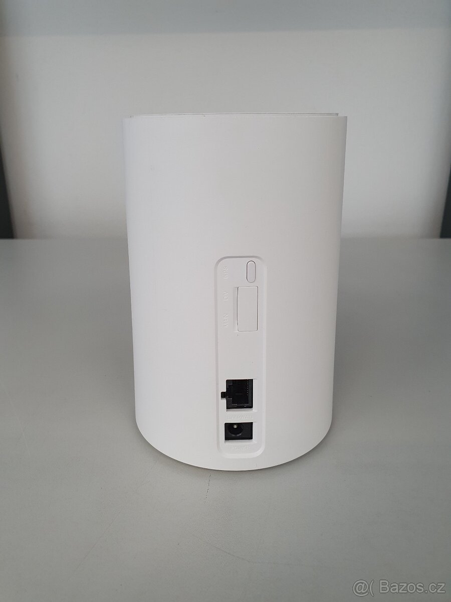 Stolní LTE modem, router Alcatel HH71 LINKHUB - 3
