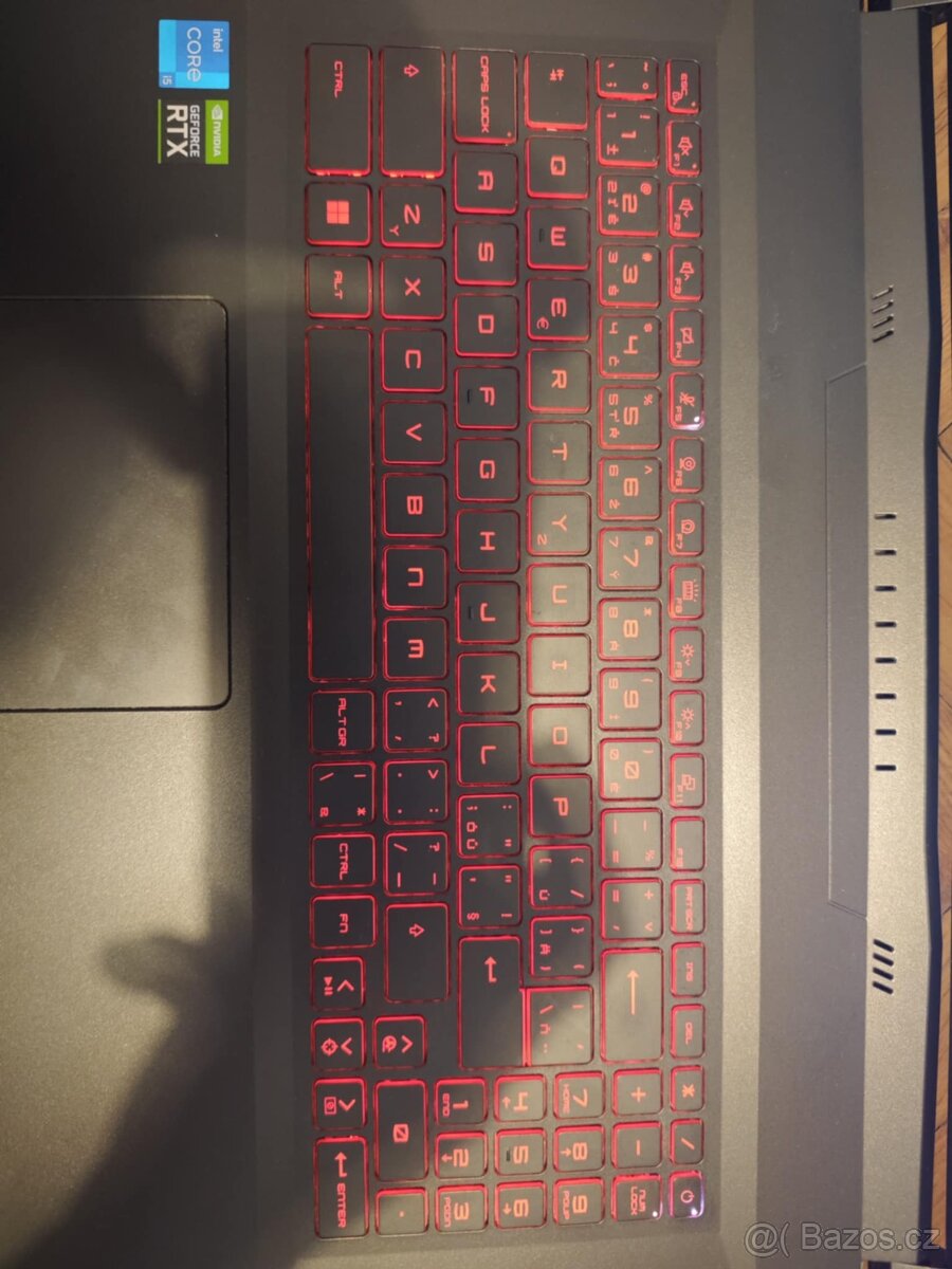 Herní Notebook MSI Katana GF76 11UC-423CZ - 3