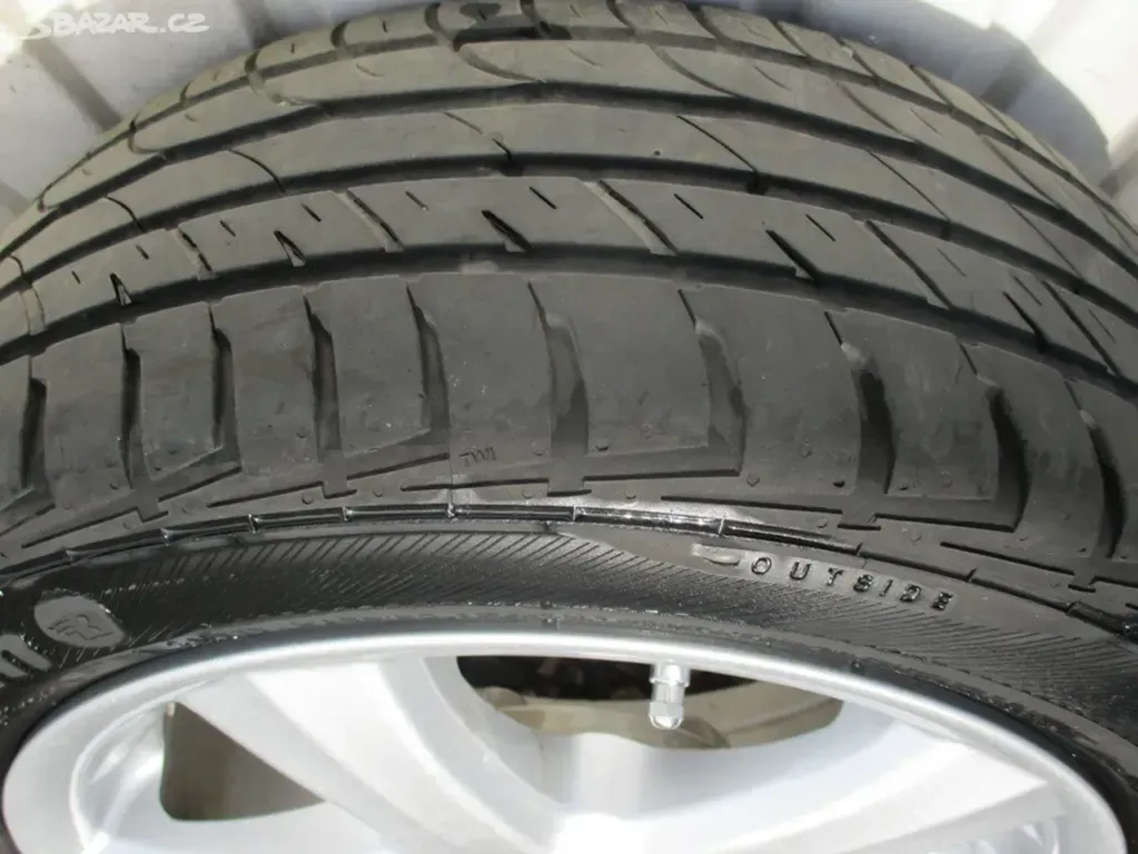 ALU kola 4x100 6,5x15 ET37 s pneu 205/55 R15 - 3