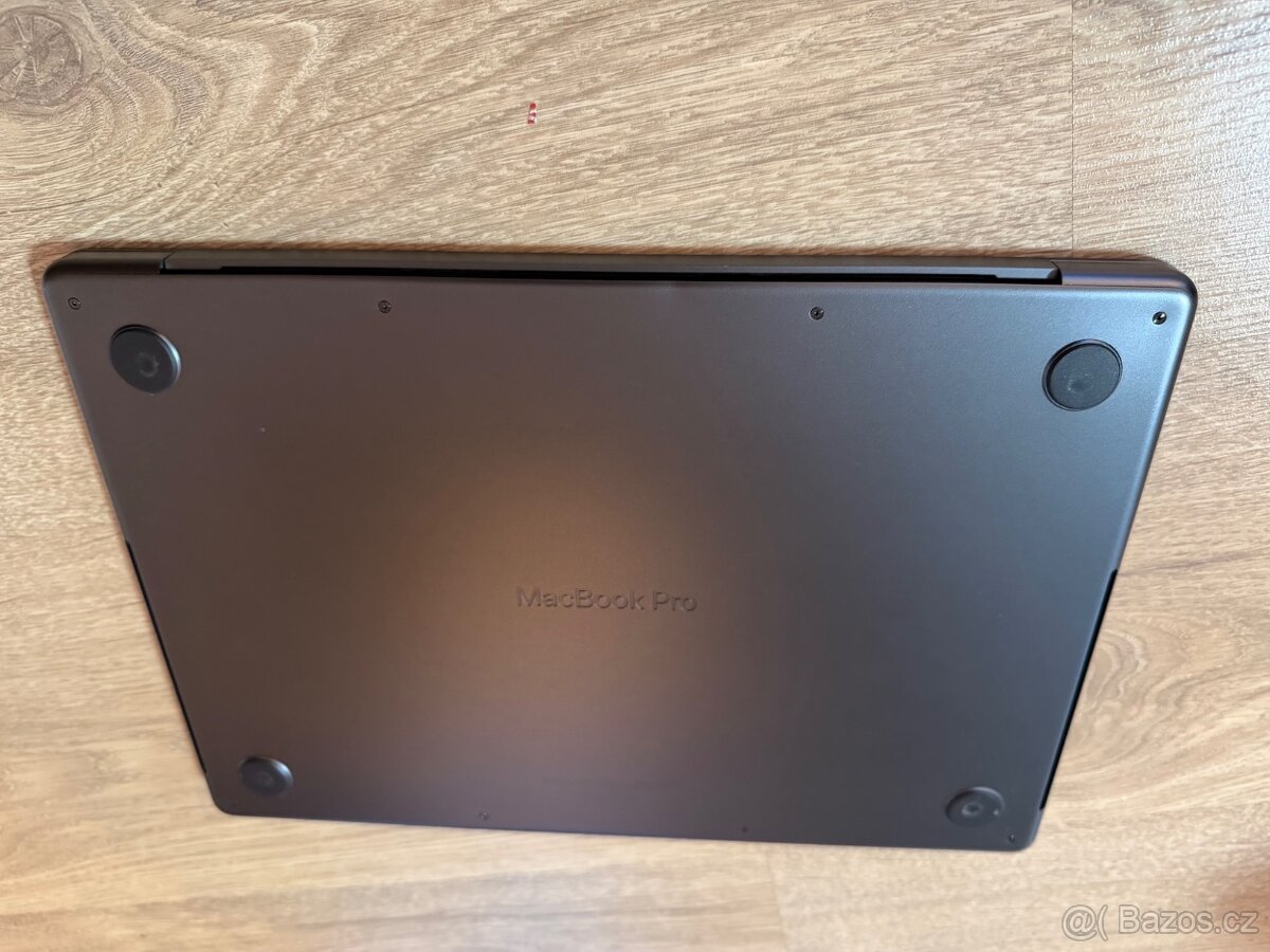 Apple MacBook Pro M3 11c/14g 18/512+256 - 3