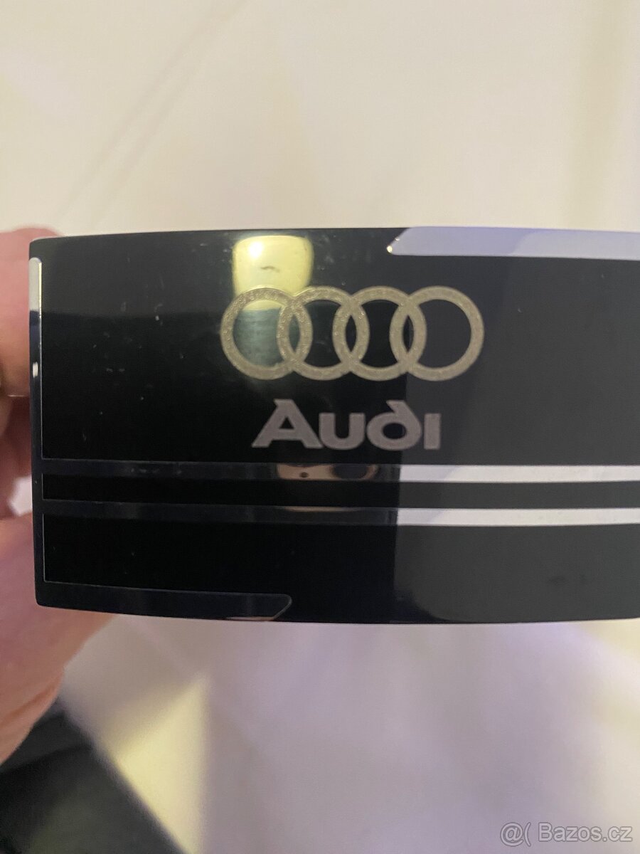 AUDI - 3