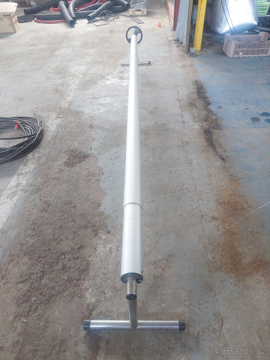 Stojan navíjecí k bazénu - 3