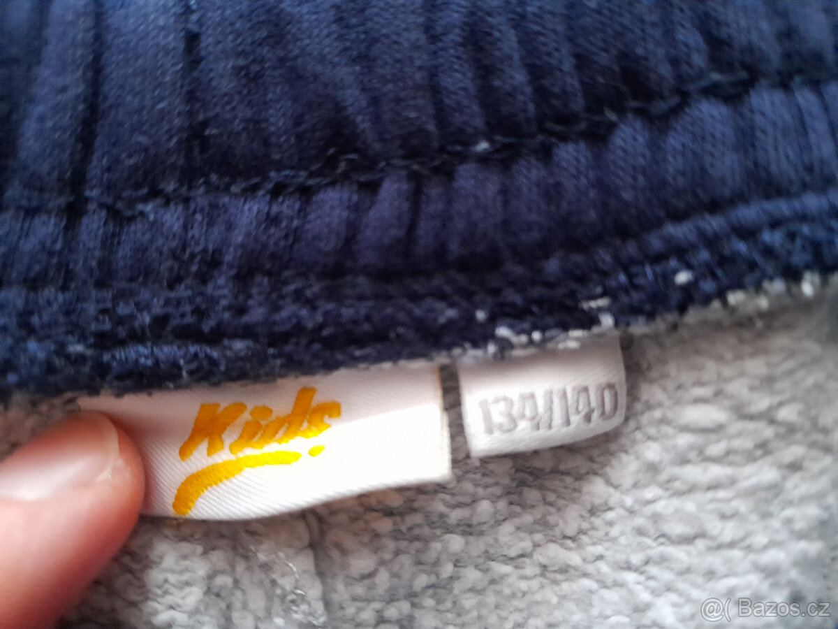 Dětské tepláky vel. 134/140, zn. Kids - 3