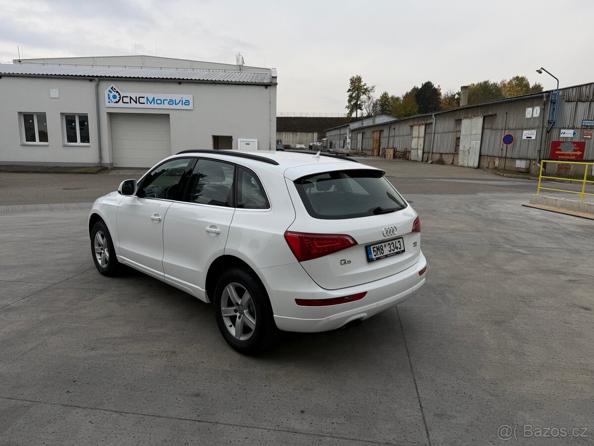 Audi Q5 quattro manuál - 3