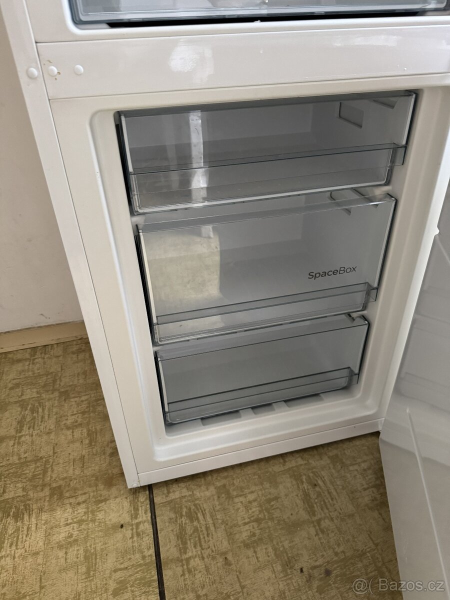 Lednice Gorenje + Daewoo mikrovlnka - 3