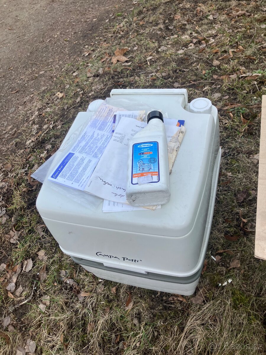 Chemické WC, chemická toaleta - 3