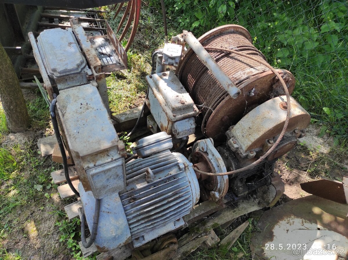 Stavební vrátek, naviják - 3