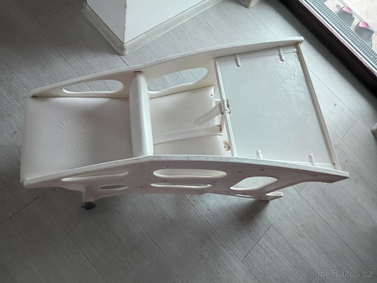 Jídelní židlička 3v1 - 3