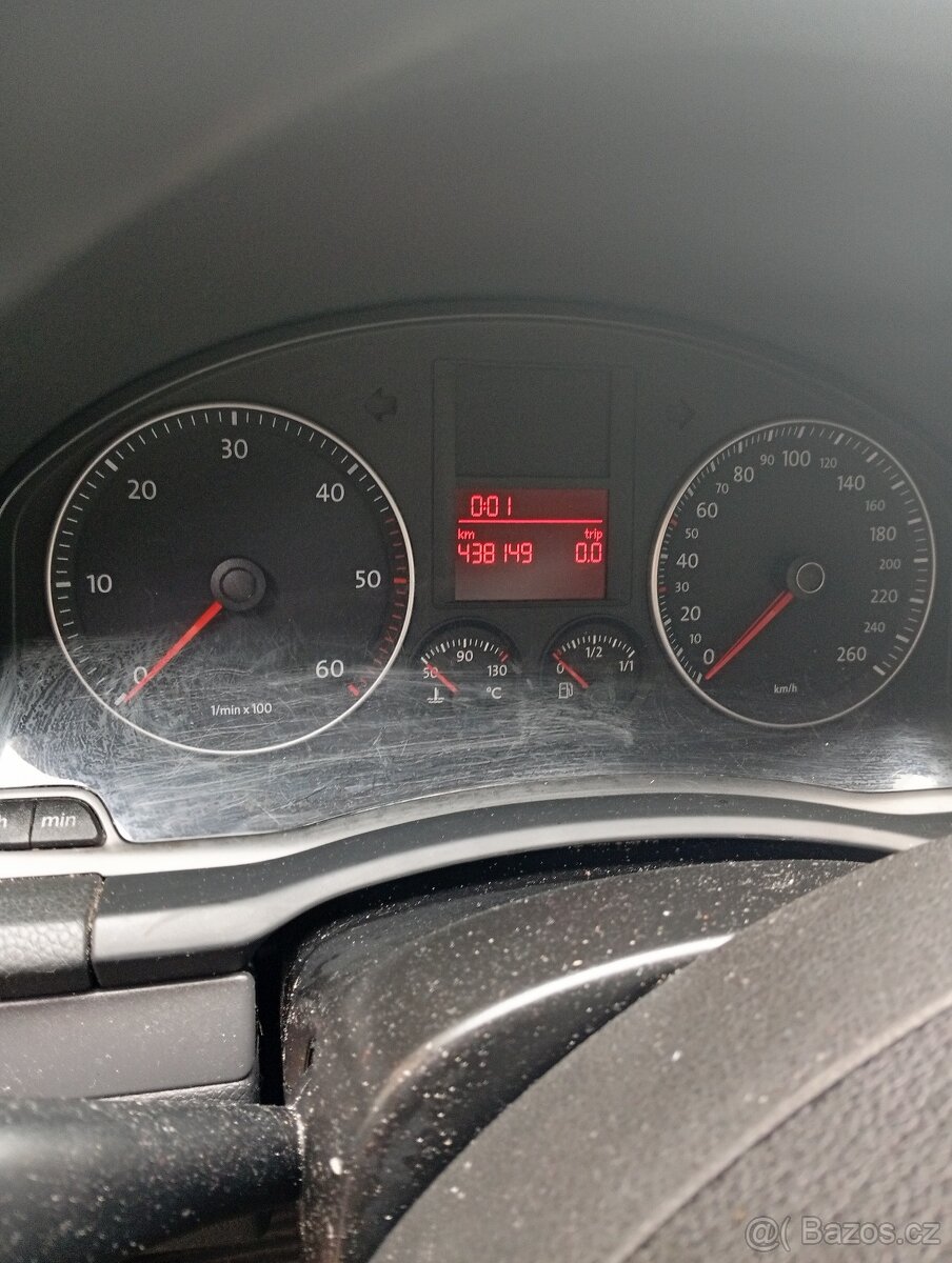 Volkswagen golf - 3