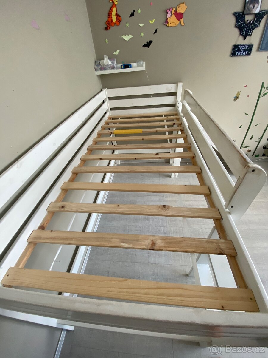 Dřevěná postel se skluzavkou - 3