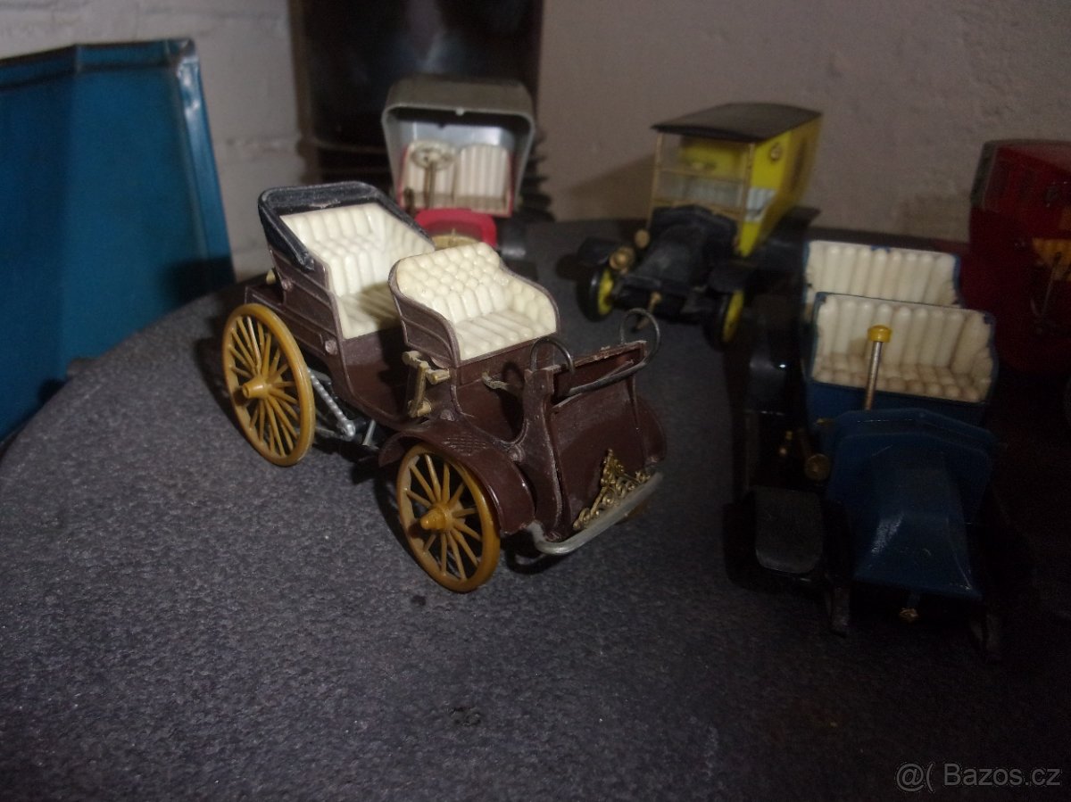 Plastové modely Laurin & Klement - 3