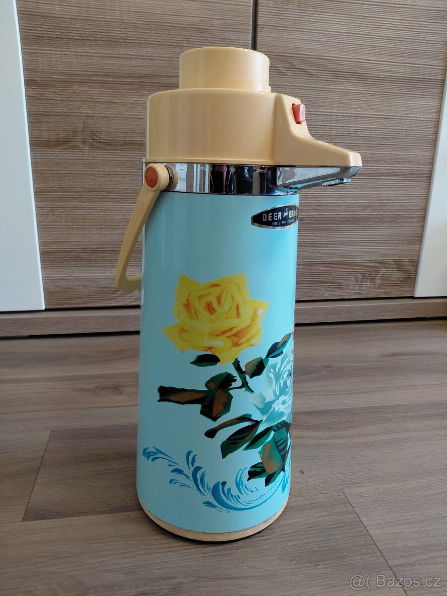 Pumpovací retro termoska + dvě zdarma - 3