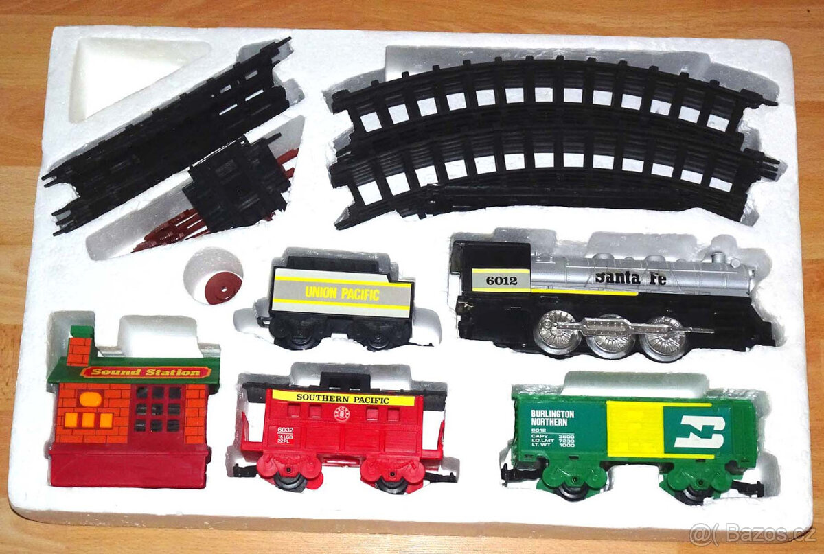 Lokomotiva s přídavnými vagonky - 3