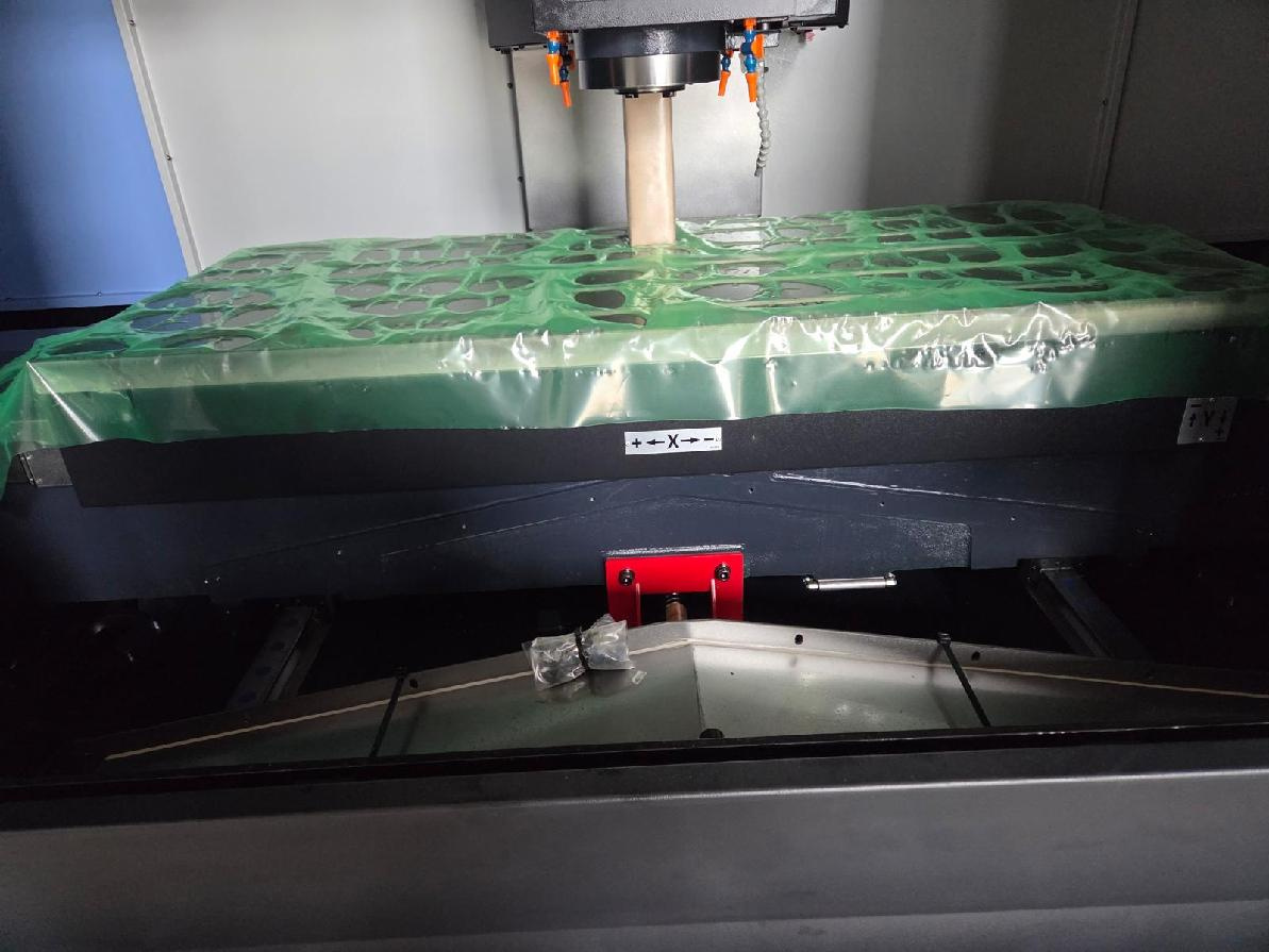 Obráběcí centra - vertikální DNM 6700 - 3